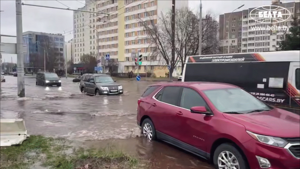 В Минске по ул. Кропоткина закрыли движение для всех видов транспорта