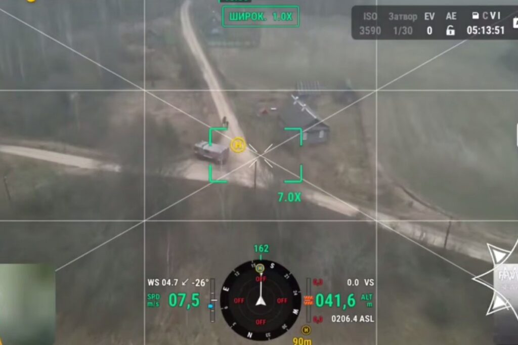 Подростка в Березинском районе ищут с квадрокоптерами и лодками — МЧС