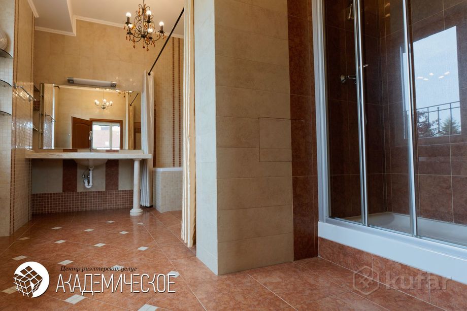 В Дроздах выставили коттедж за $4,2 млн — соцсети уже нашли ему покупателя