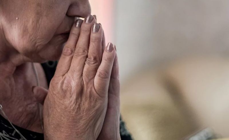 Пожилая минчанка пять лет платила мошенникам — ей пообещали «наследство» от брата в $100 тысяч