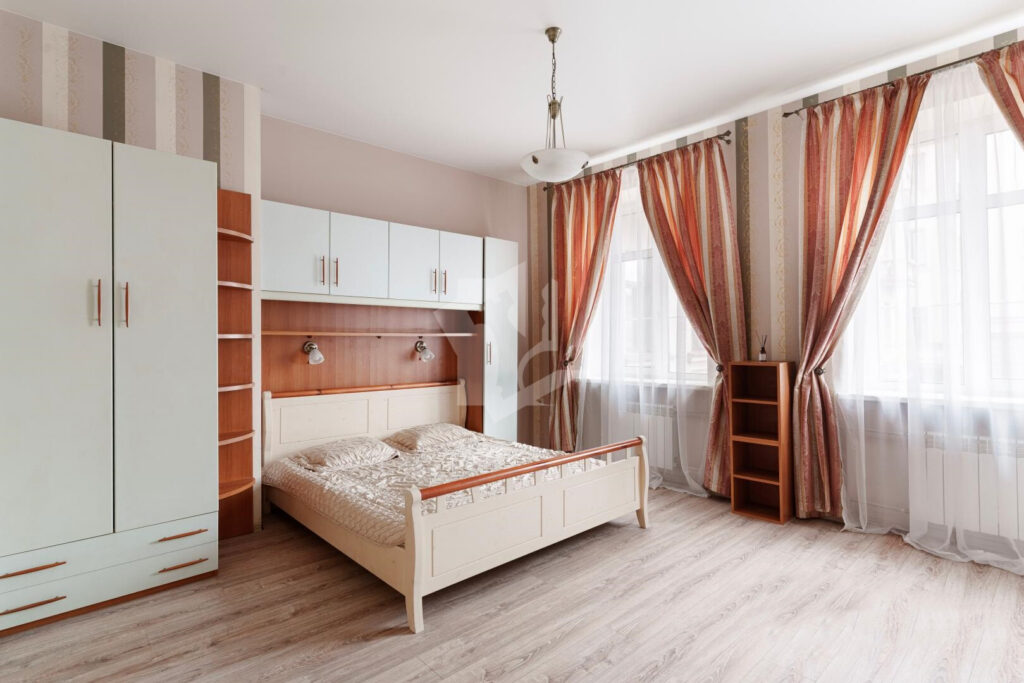 В Минске сдают красивую сталинку с дизайнерским ремонтом. Узнали стоимость