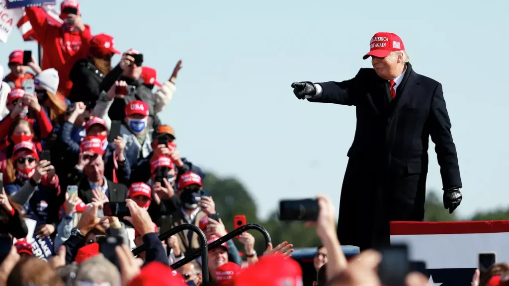 Трампизм и конец эпохи Запада — Азарёнок об итогах уходящего года