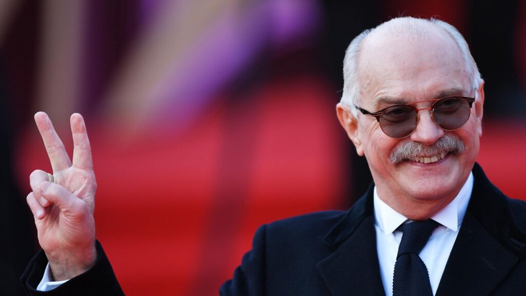 «Держитесь!» — Никита Михалков поделился рецептом борьбы с похмельем