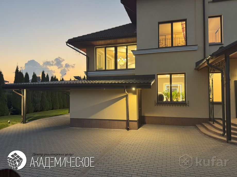 В Дроздах выставили коттедж за $4,2 млн — соцсети уже нашли ему покупателя