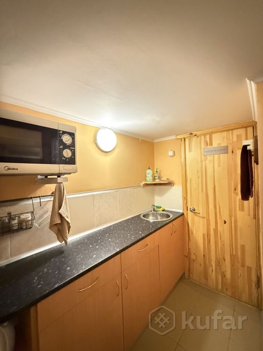 Гараж с мини-квартирой внутри выставили на продажу в Могилеве