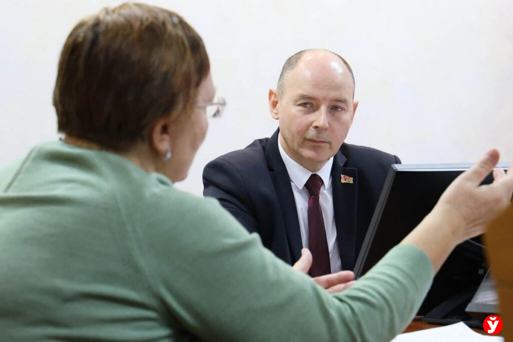 Жительница Березино попросила у главы области перевести дом из кооператива под управление ЖКХ