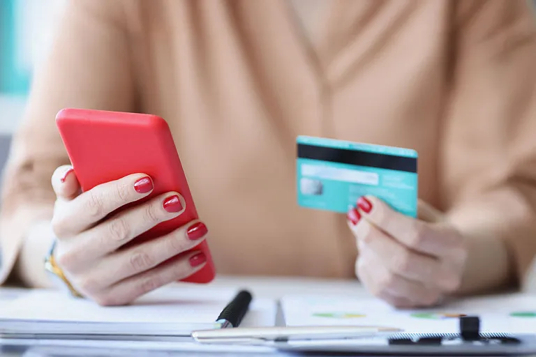 6 декабря некоторые банковские операции могут быть недоступны