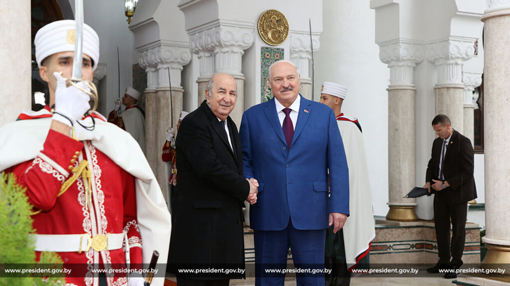 Как белорусы выиграют от исторического турне Лукашенко, которое уже оценили западные медиа