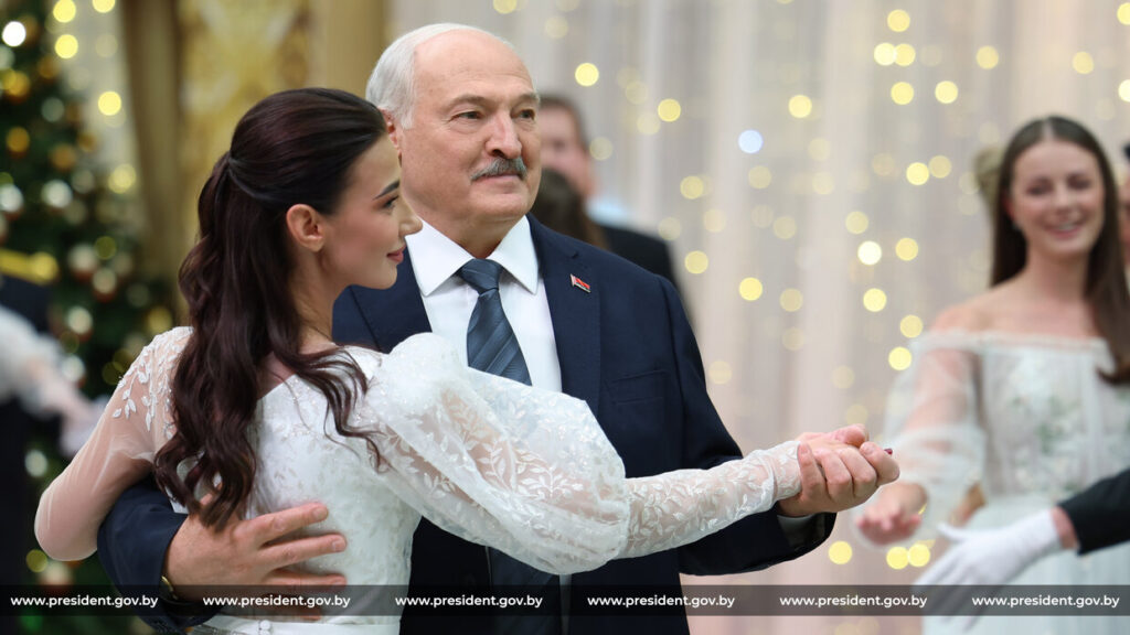 Бал для талантливых и трудолюбивых: Азарёнок про праздник, где был Лукашенко