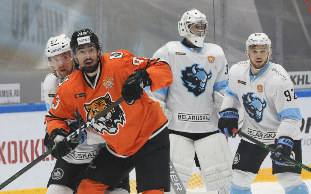 «Динамо-Минск» вырвало победу над «Амуром» в серии буллитов