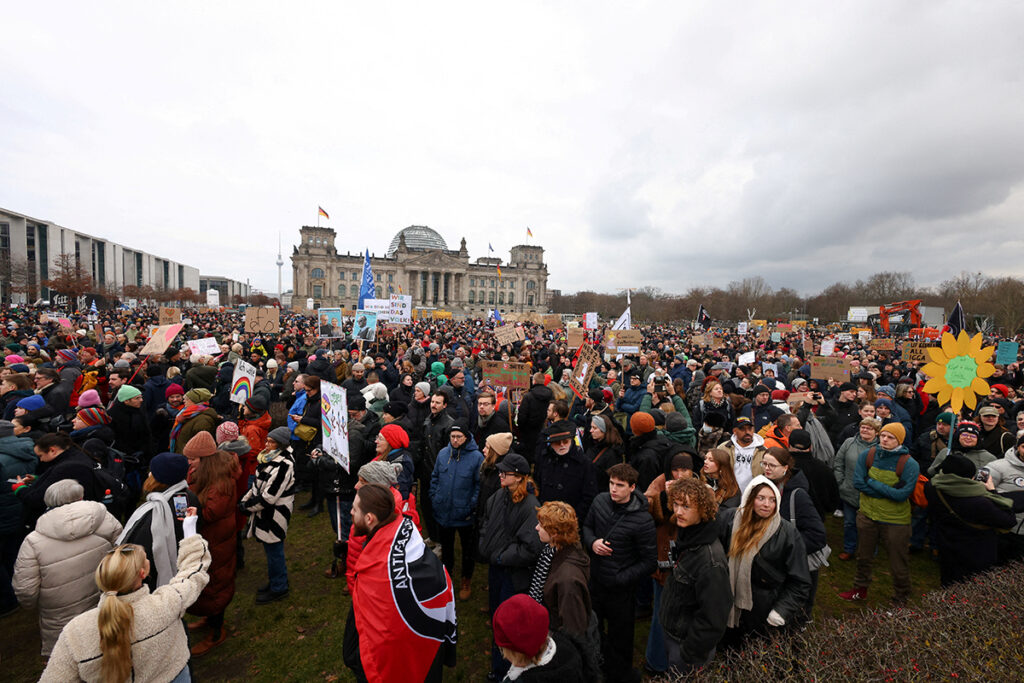 От польки до ракет: как Германия снова скачет к большой войне