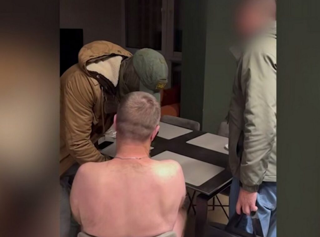 Белорусские и иностранные «помощники» мигрантов попались на поддельных визах