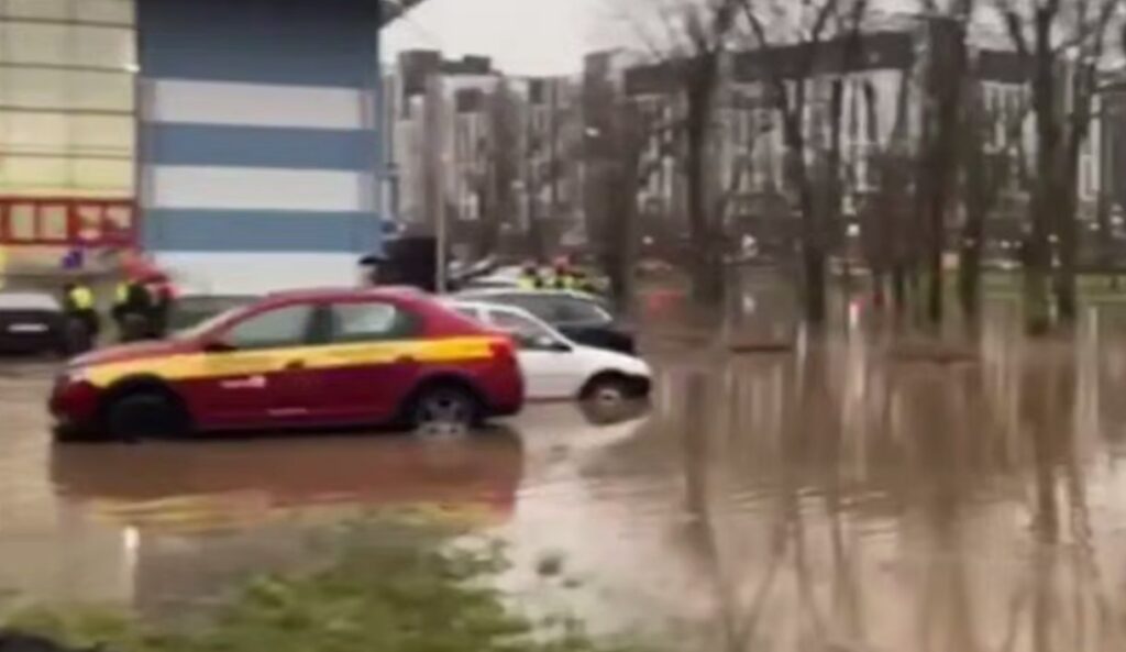 В Минске залило частный сектор в районе переулка Червякова