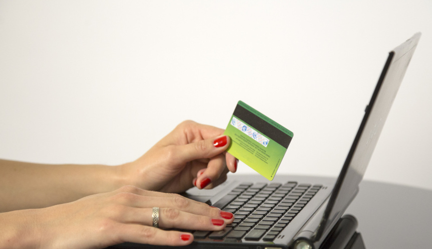 Лимиты на переводы для белорусов в России отменены