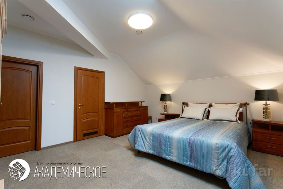 В Дроздах выставили коттедж за $4,2 млн — соцсети уже нашли ему покупателя