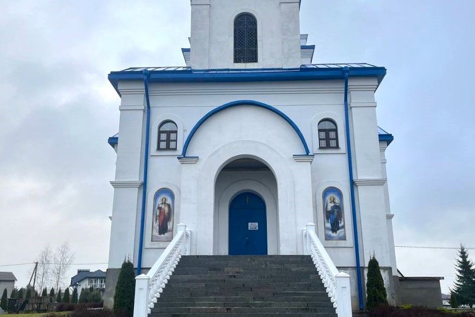 Николая Чудотворца вспоминают верующие — поклониться мощам святого можно недалеко от Минска