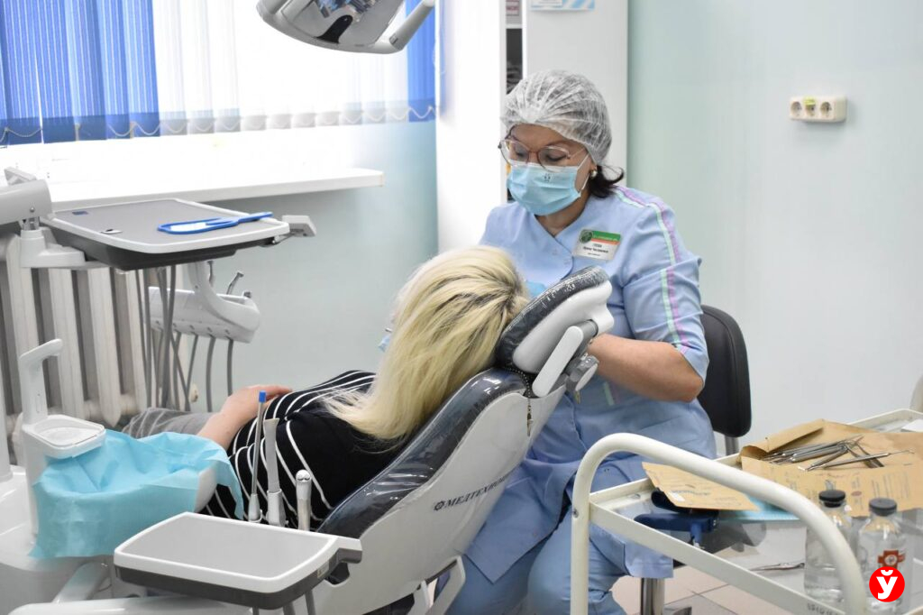 Как будут работать поликлиники и аптеки в новогодние праздники – смотрим график