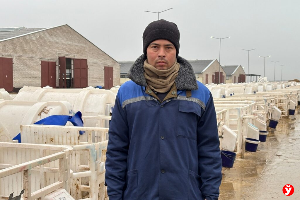 Мужчина из Туркменистана переехал в Беларусь ради работы в агросфере   