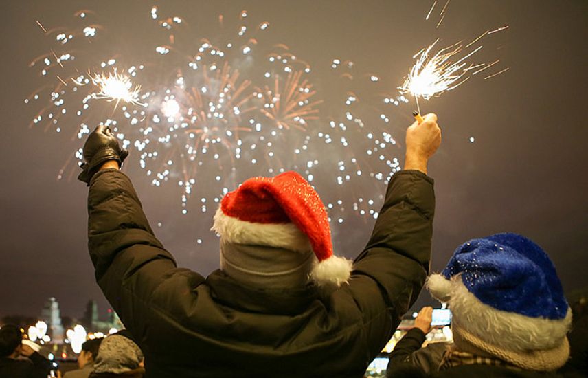 Можно ли устроить новогоднюю вечеринку во дворе многоэтажки — ответила адвокат