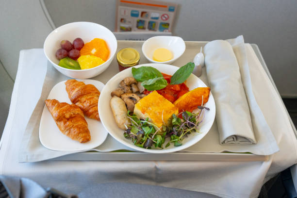 В «Белавиа» можно будет заказать горячее питание прямо на борт — что в меню?