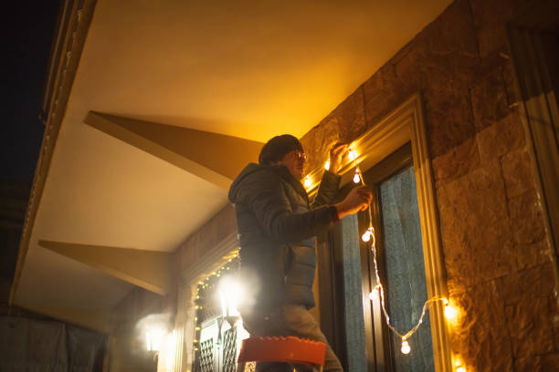 Какую гирлянду можно вешать на улицу? Проверьте, есть ли на ней нужная маркировка