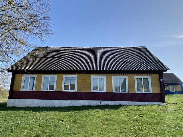 Бывшую школу в Вилейском районе продают с молотка: здание выставили на электронные торги