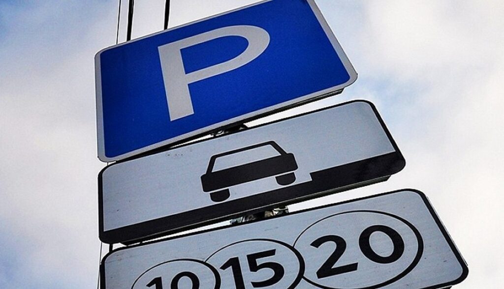 Пустыри в Каменной Горке и Домбровке могут стать парковками