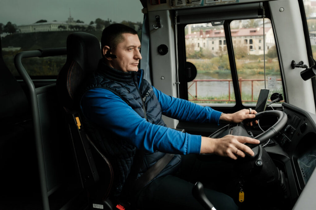 Международные автобусы перед праздниками: где есть билеты и что происходит с ценами