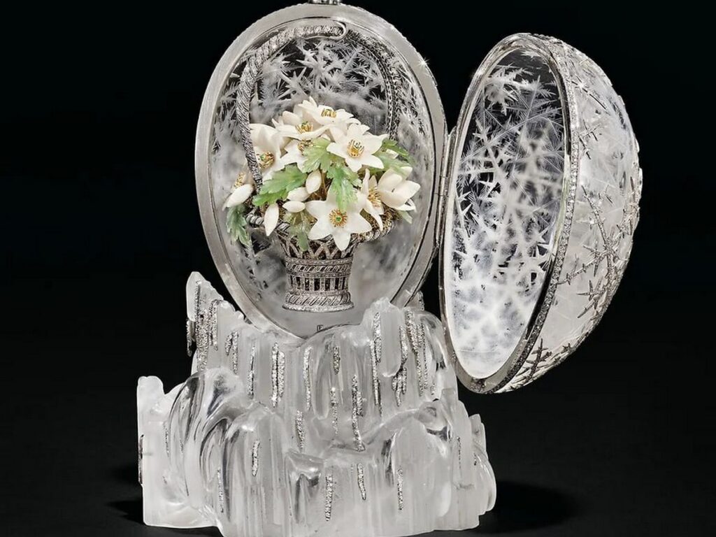 «Зимнее яйцо» Фаберже продано на аукционе за $30,2 млн