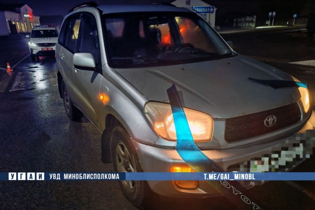 26-летняя девушка попала под колеса авто на «зебре» в Несвижском районе