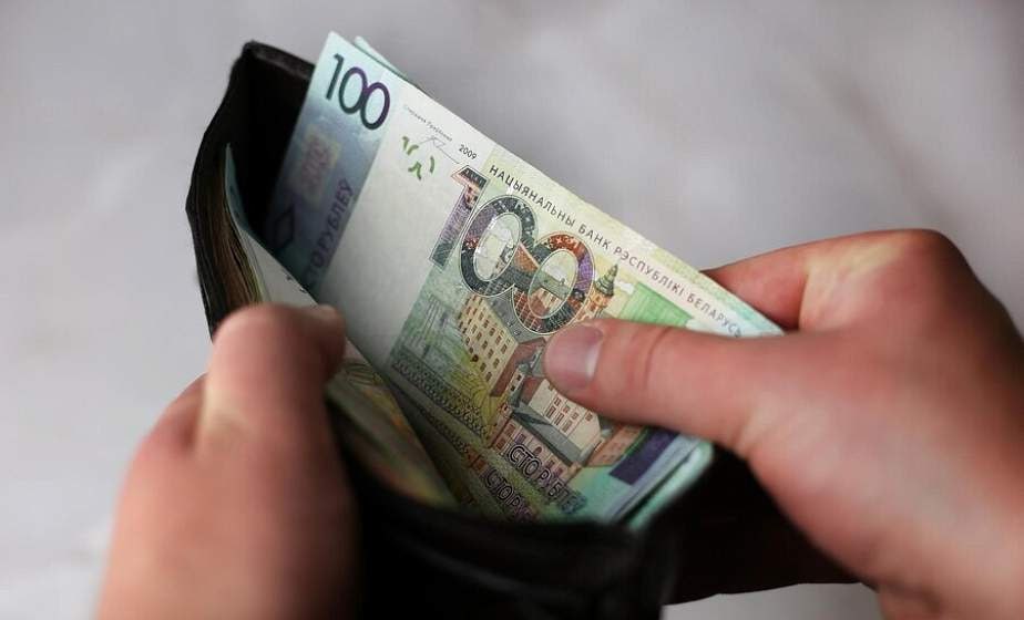 Пригласила «подругу» — лишилась накоплений: в Солигорске гостья обокрала хозяйку на посиделках