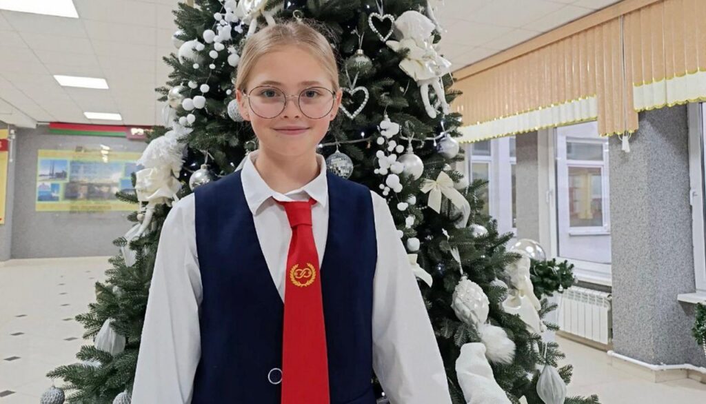 Шестиклассница из Витебска спасла пассажирку с сердечным приступом на рейсе из Египта