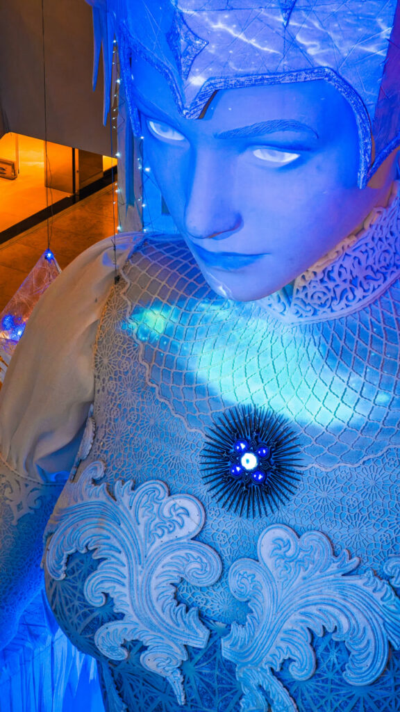 Снежная королева в ТЦ Галерея