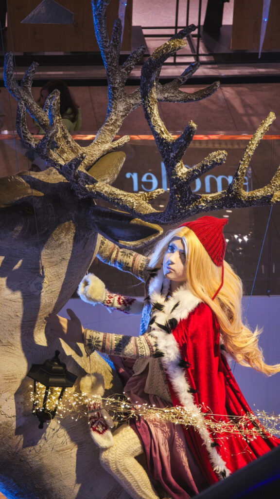 Снежная королева в ТЦ Галерея