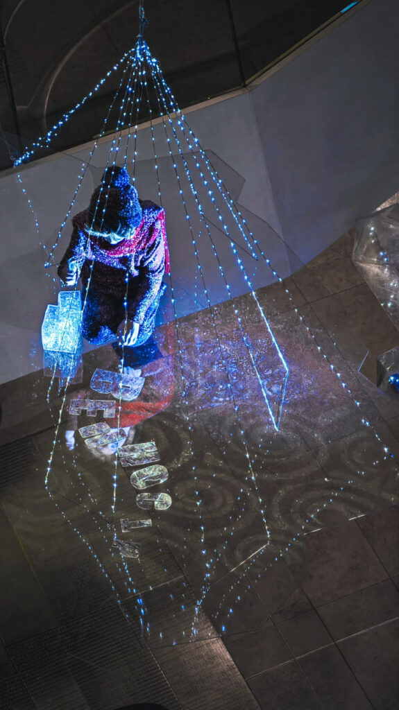 Снежная королева в ТЦ Галерея