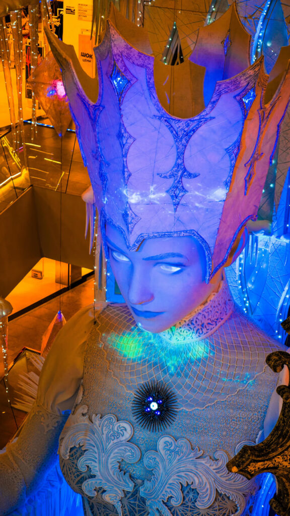 Снежная королева в ТЦ Галерея