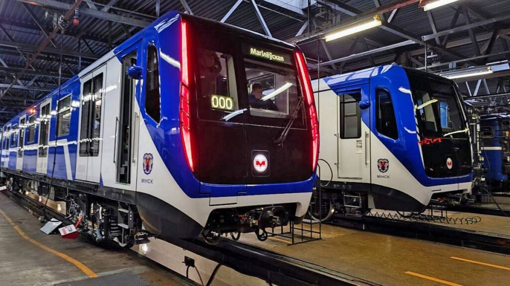 Минский метрополитен показал новые составы