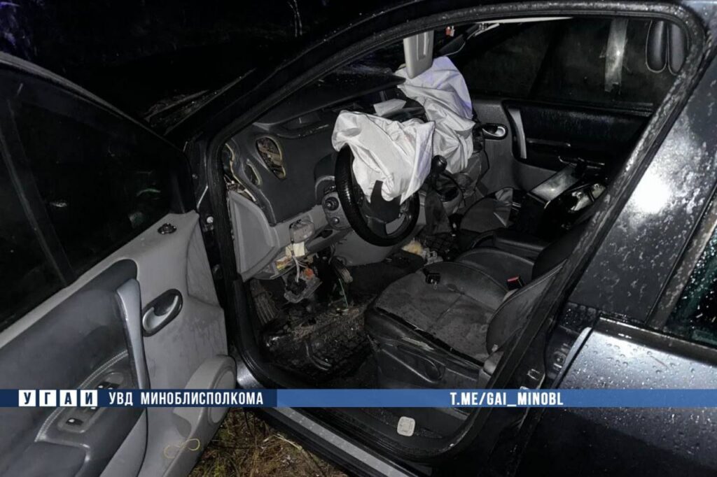 Водитель «Рено» съехал в кювет под Слуцком: пассажирка скончалась в больнице