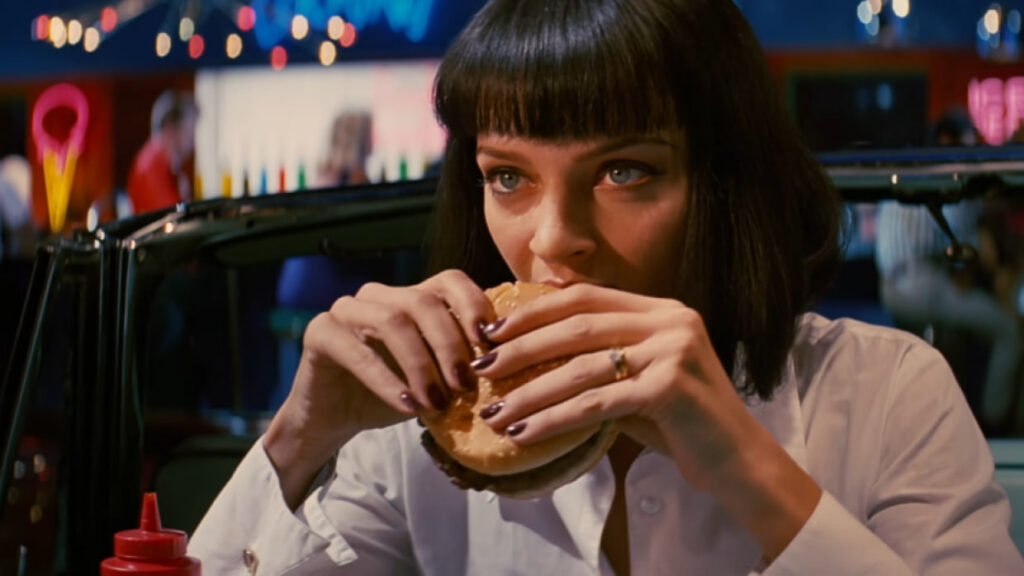 Что ели герои «Криминального чтива» и «Москва слезам не верит»? Собрали рецепты культовых блюд