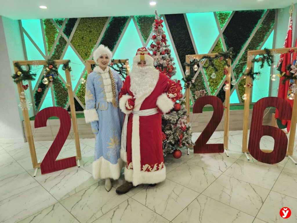 Парад Дедов Морозов в Бориисове