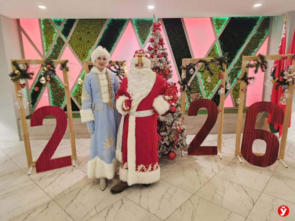 Парад Дедов Морозов в Бориисове