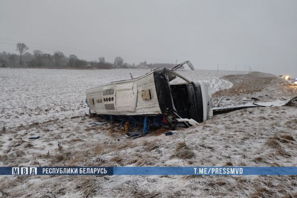 В ДТП с автобусом «Брест–Москва» в Толочинском районе пострадали пять россиян