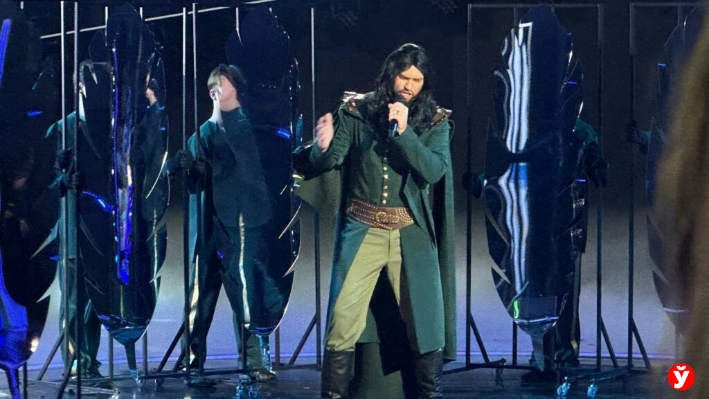 «Молился, чтобы это закончилось» — финалист «Звёздного пути» Максим Максимович