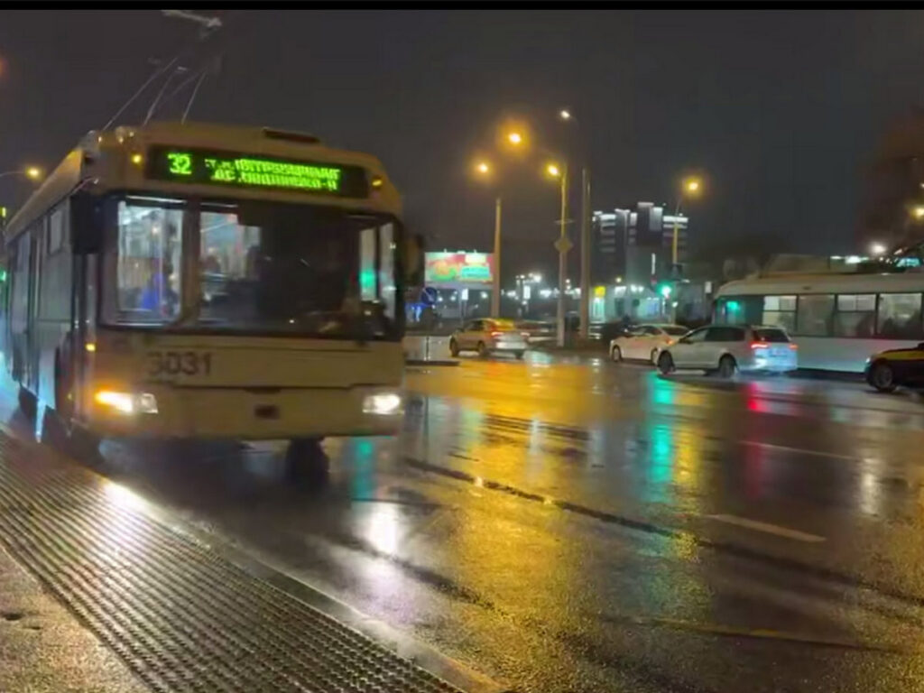 Проспект Победителей в Минске могут перекрыть в новогоднюю ночь