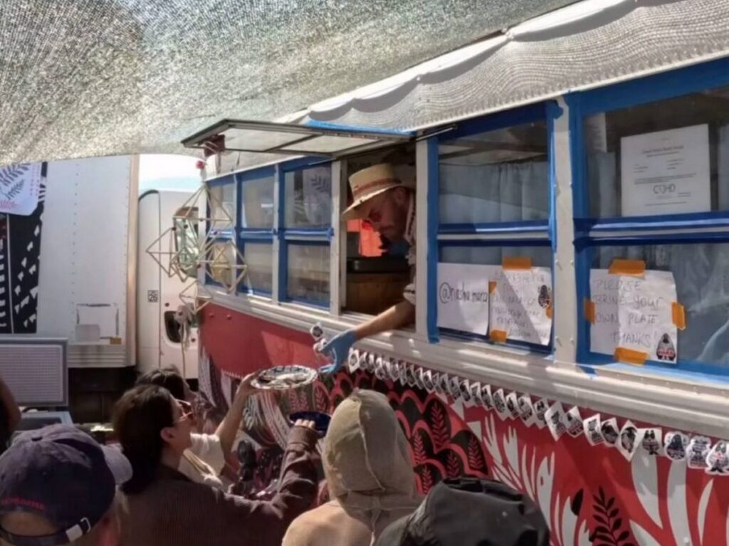 Белорусские драники посреди пустыни Невада. Как так получилось?