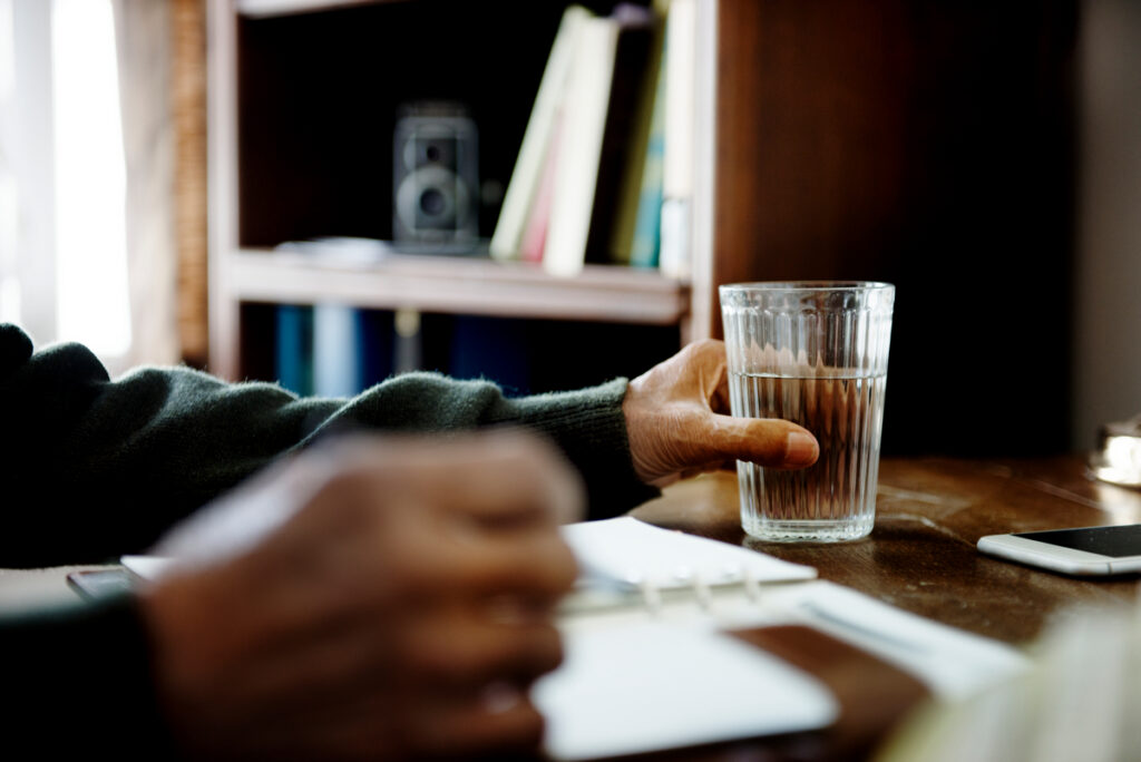 Бывший пациент наркоклиники без лицензии и медобразования выводил из запоя в Минске