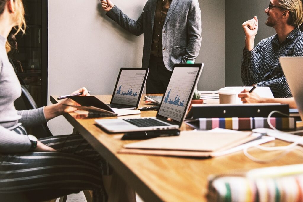 Какие навыки будут цениться на рынке труда через 5 лет — проверьте, не устареет ли ваша профессия