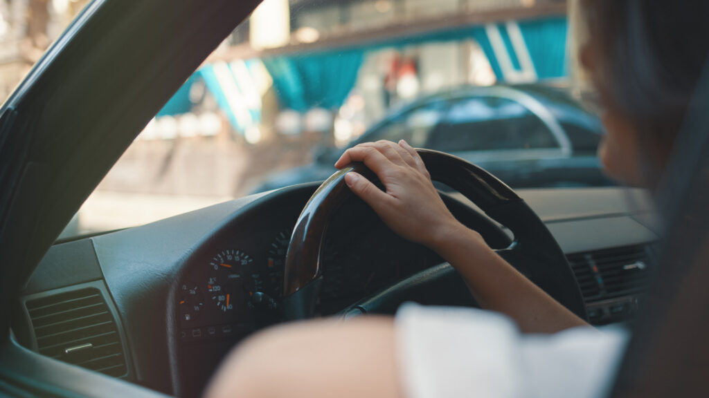 Нетрезвая жительница Червенского района угнала авто — возбуждено уголовное дело