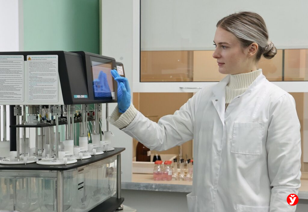 От гемостатиков до вакцин: посмотрели, какие препараты рождаются в белорусских лабораториях
