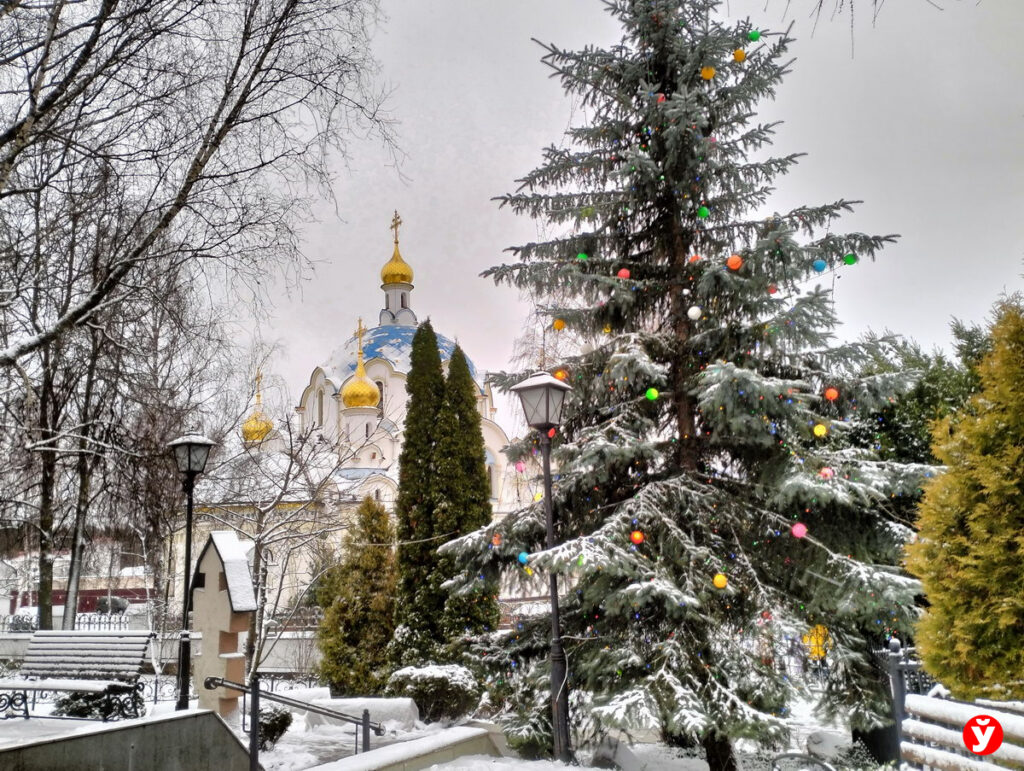 Рождается Христос, спаситель мира! Размышления Азарёнка о вере и судьбе народа
